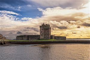 Broughty Ferry castle sitting at the old harbour on the River Tay

Photography by Malcolm J Smith
