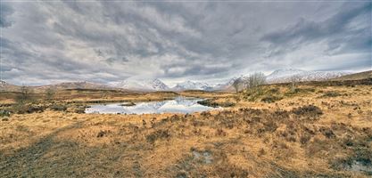 
Photography by Malcolm J Smith