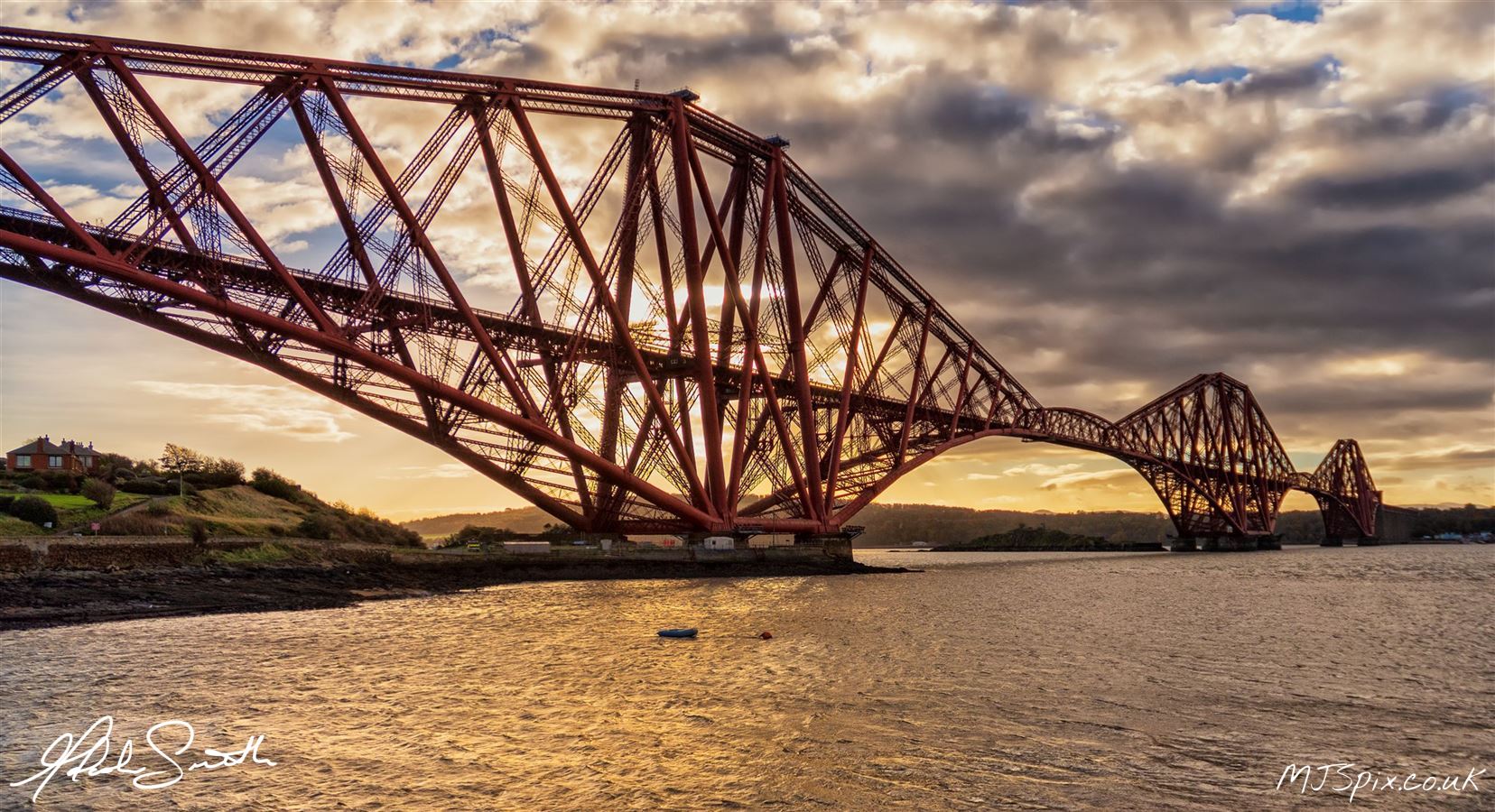 Photography by Malcolm J Smith