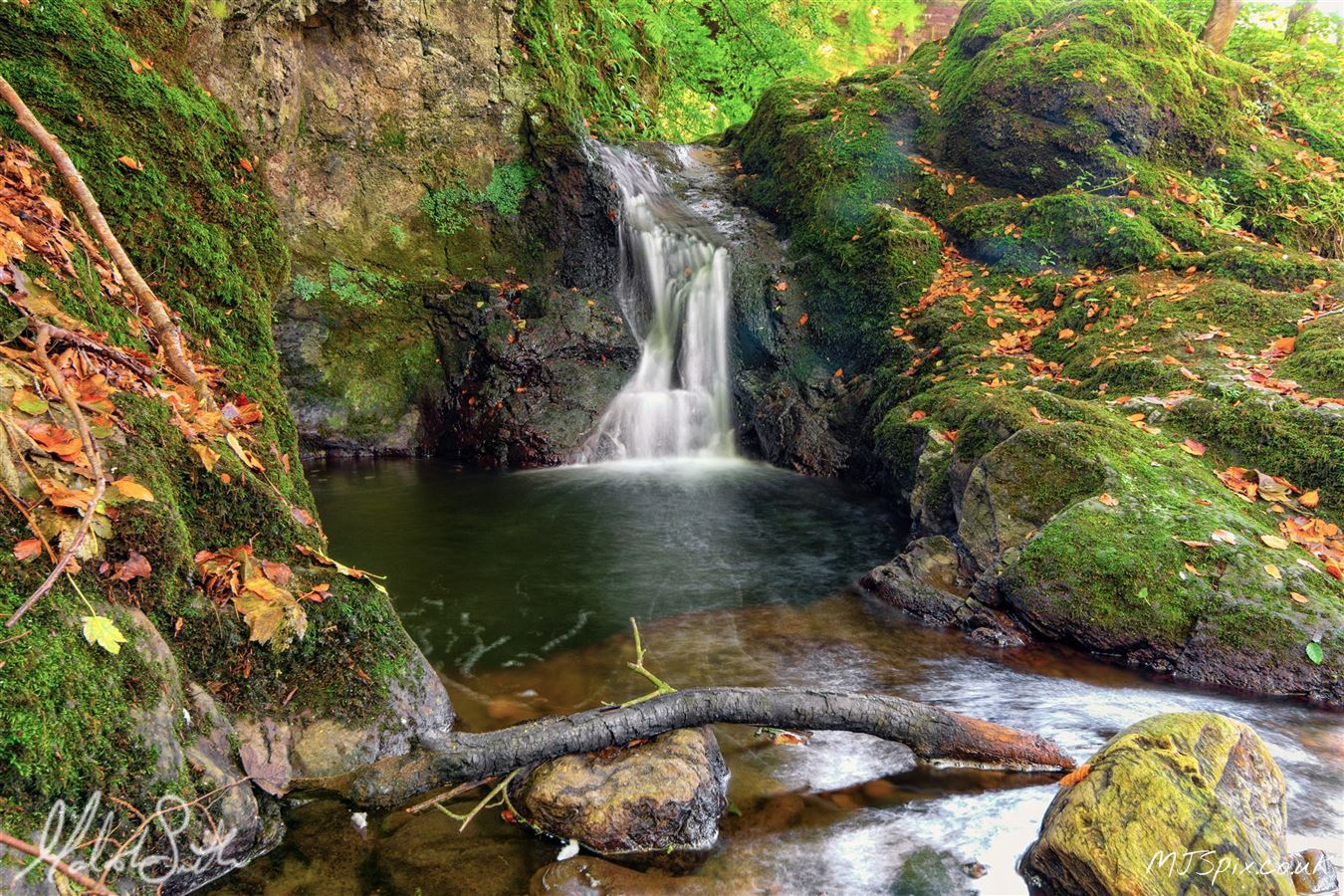 Photography by Malcolm J Smith