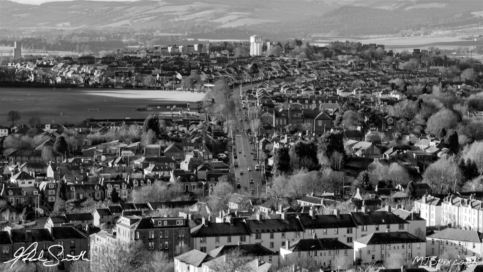 Photography by Malcolm J Smith