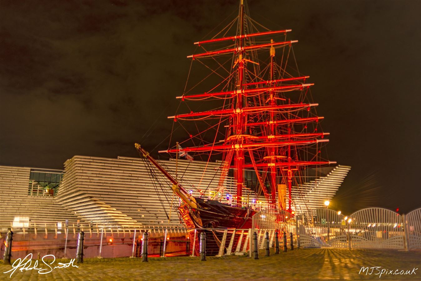 Photography by Malcolm J Smith