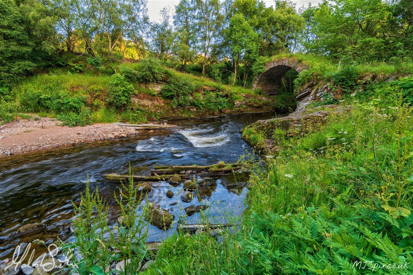 Photography by Malcolm J Smith