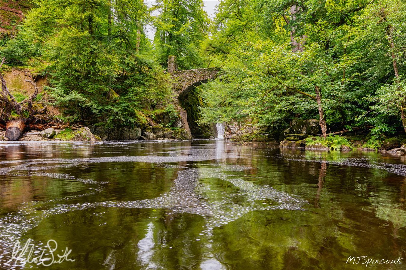 Photography by Malcolm J Smith