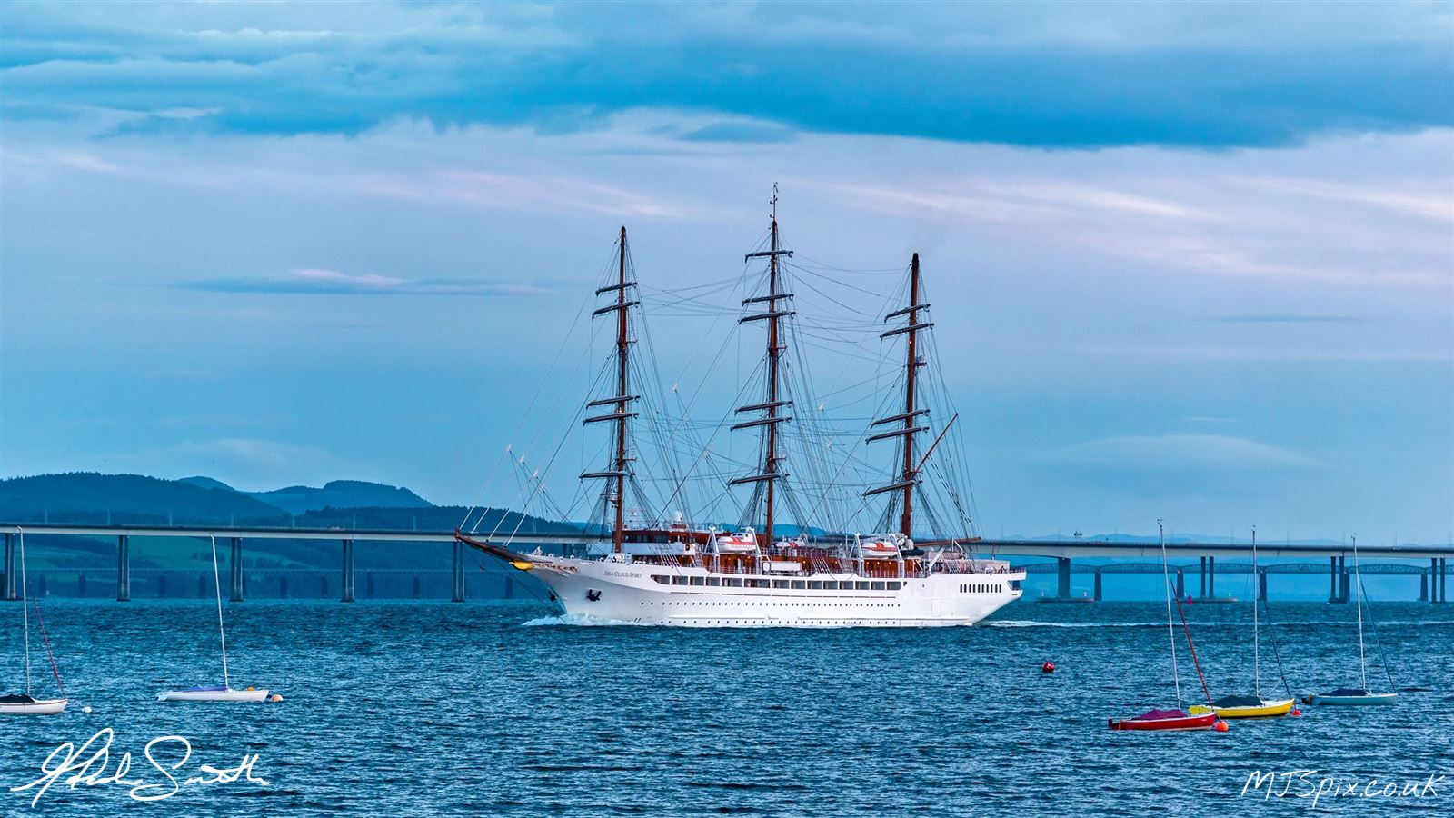 Photography by Malcolm J Smith