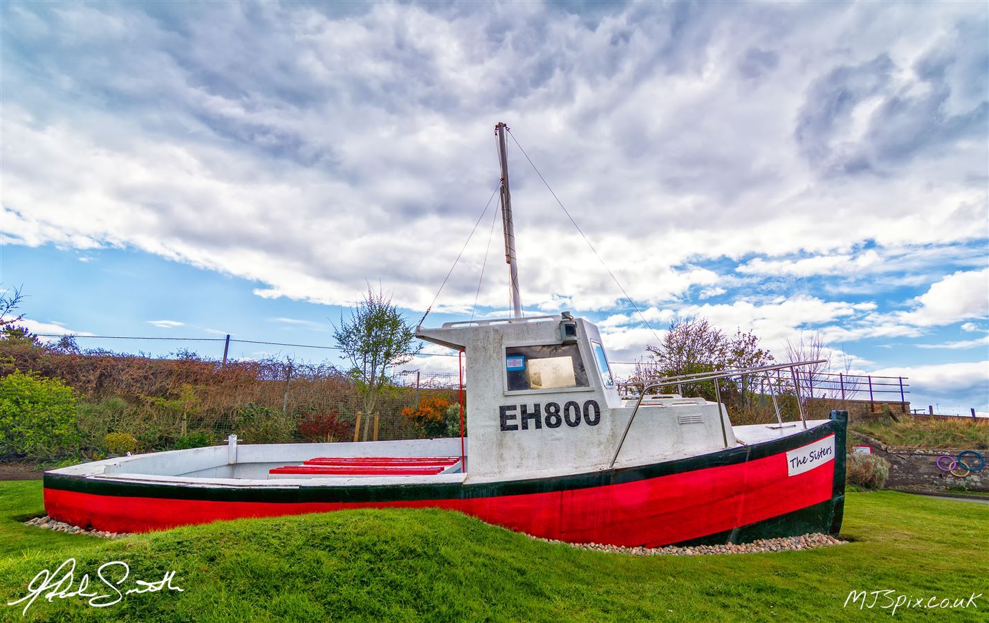 Photography by Malcolm J Smith
